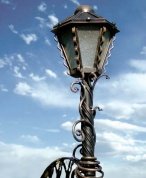 Кованый фонарь №40 в Екатеринбурге фото
