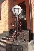 Кованый фонарь №4 в Екатеринбурге фото
