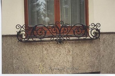 Кованая подставка для цветов №146 в Екатеринбурге фото