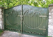355. Ворота в Екатеринбурге фото
