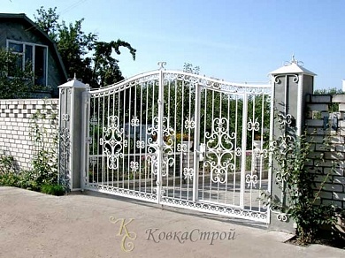 103. Ворота в Екатеринбурге фото
