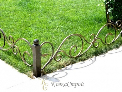Газонное ограждение кованое №62 в Екатеринбурге фото
