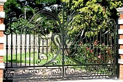 76. Ворота в Екатеринбурге фото
