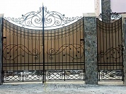 111. Ворота в Екатеринбурге фото
